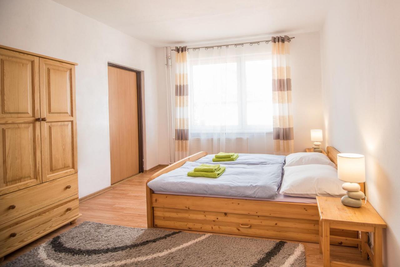Hybadlo Motell Liptovský Hrádok Exteriör bild
