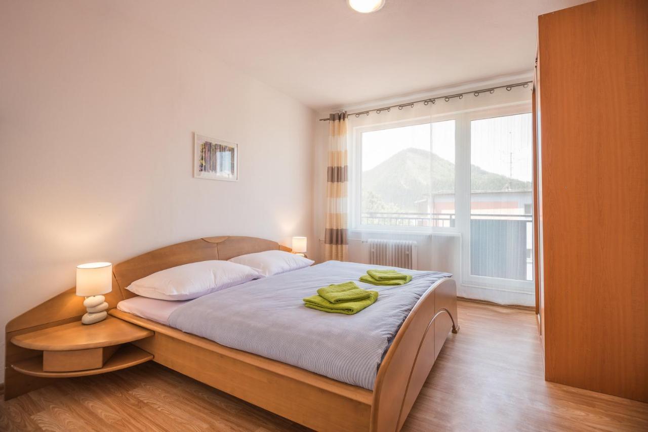 Hybadlo Motell Liptovský Hrádok Exteriör bild
